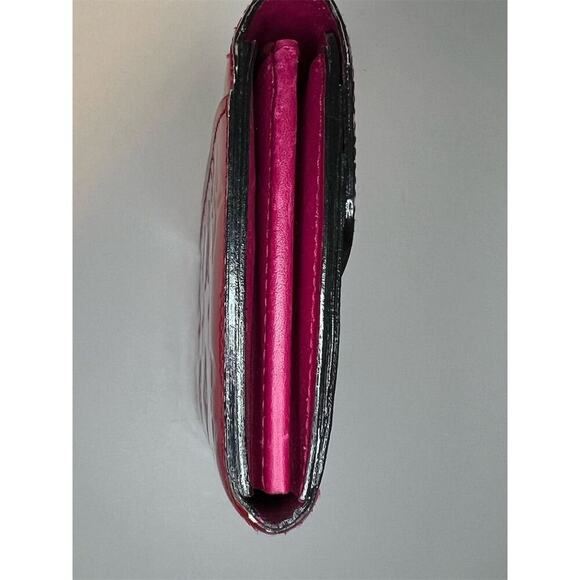Louis Vuitton Sarah  Vernis  Magenta Wallet - Picture 6 of 14